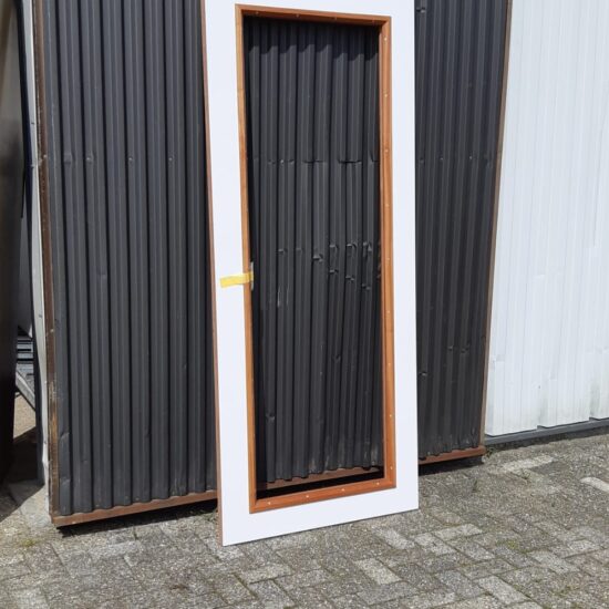 HPL binnendeur met glasopening.